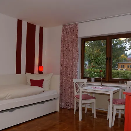 Hotel Schumacher Garni 3*
