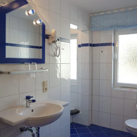 Schumacher Garni 3* 프로이덴베르크