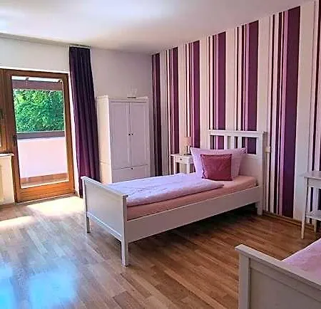 Schumacher Garni Hotel