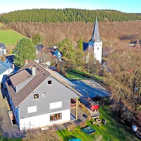 Hotel Schumacher Garni 3*