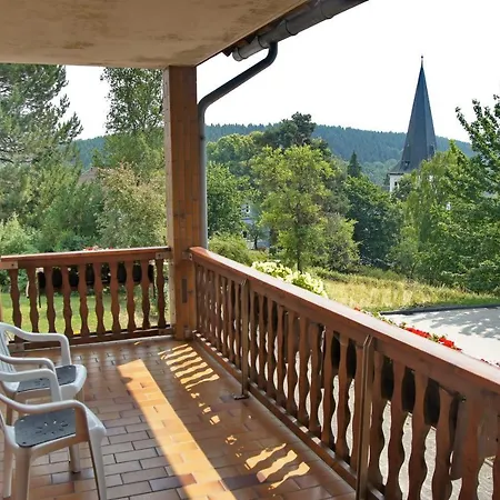 Schumacher Garni Hotel 3*