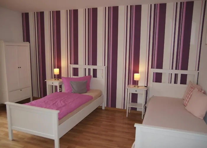 Schumacher Garni Hotel 3*